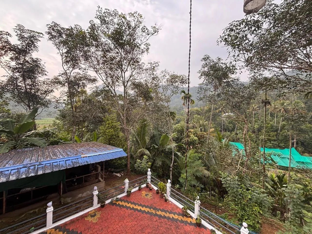 Casa Grande Homestay Anaviratty Munnar