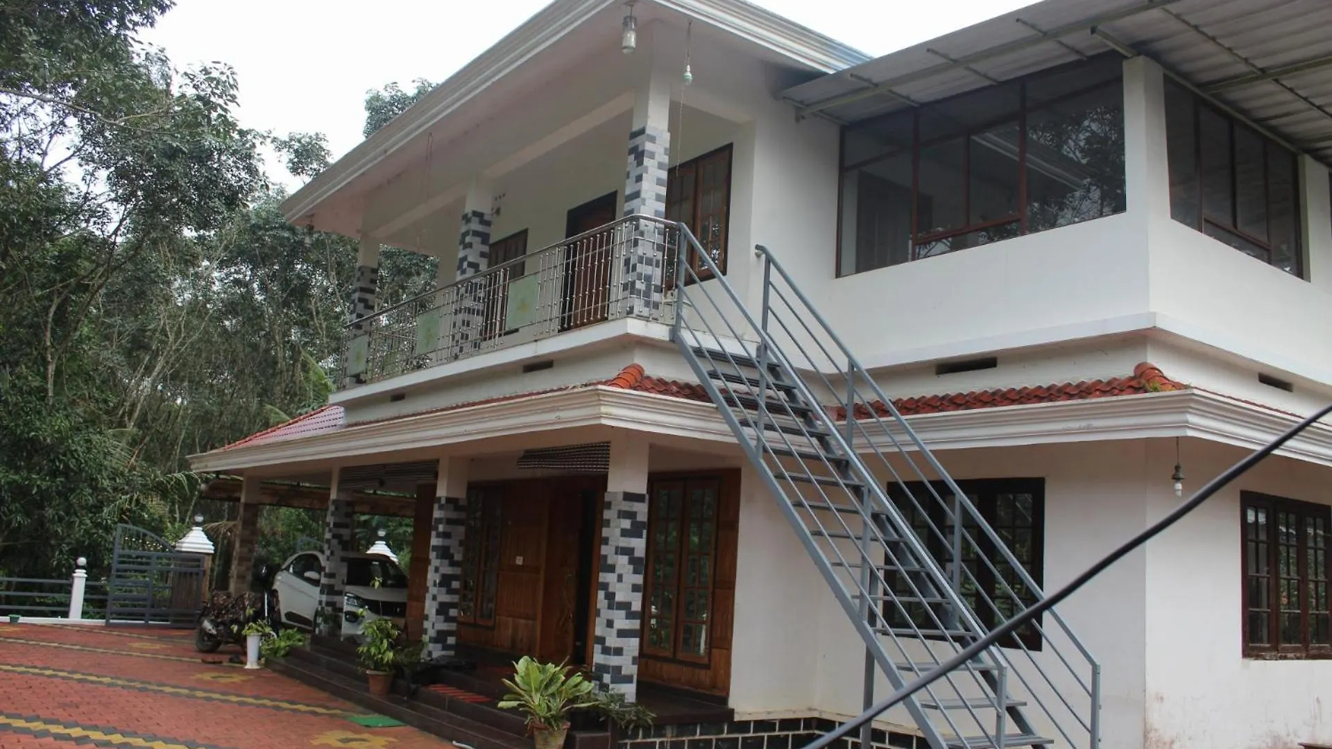 Casa Grande Homestay Anaviratty Munnar