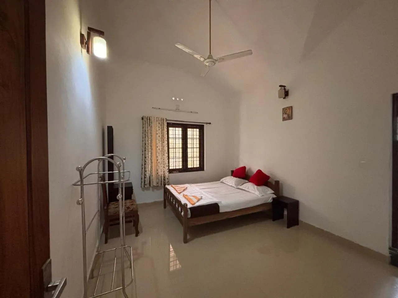 Casa Grande Homestay Anaviratty Munnar 0*,