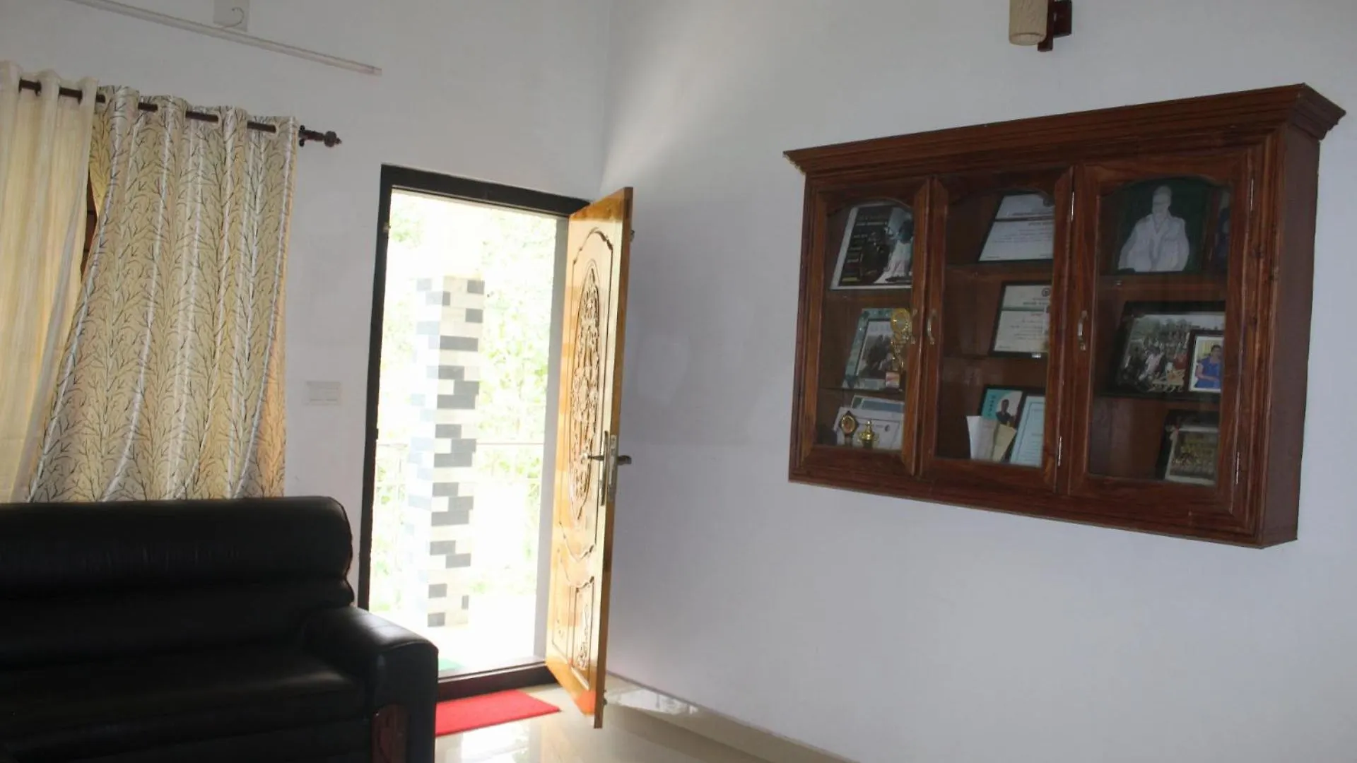 Casa Grande Homestay Anaviratty Munnar 0*,