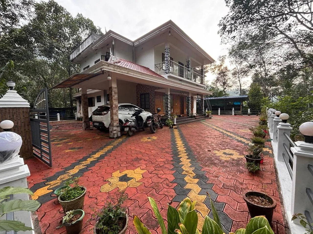 Casa Grande Homestay Anaviratty Munnar 0*,
