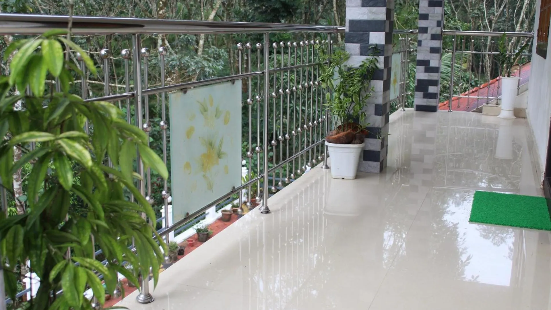 Casa Grande Homestay Anaviratty Munnar India