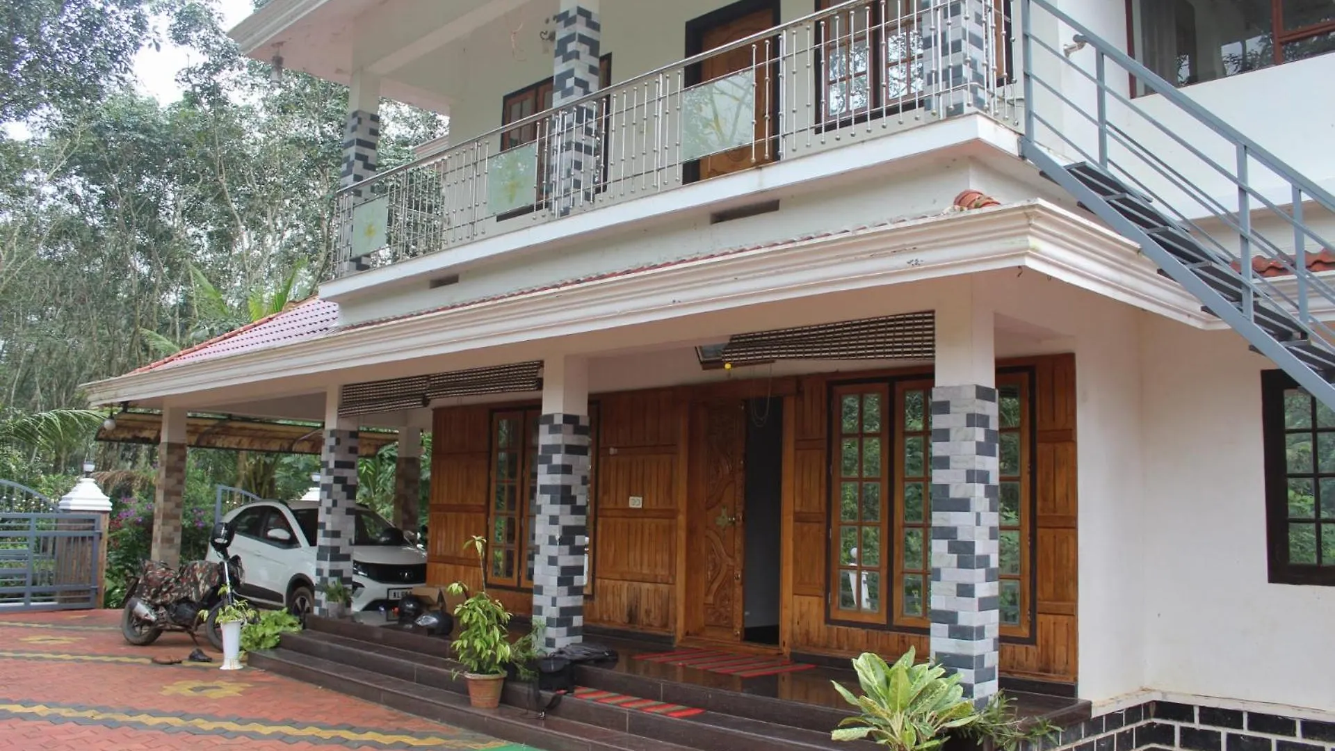 Casa Grande Homestay Anaviratty Munnar