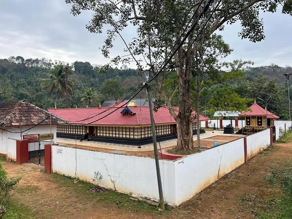Casa Grande Homestay Anaviratty Munnar